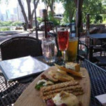 Aster Cafe Piatti