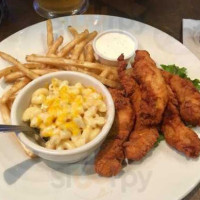 Tailgaters Sports Grill food