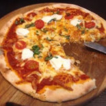Atomic Bar & Grill Cibo