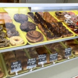 Mathis Donuts Esterno