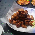 Wingnuts food