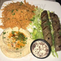 7 Spices Mediterranean Lounge food