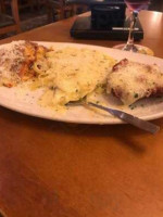 Olive Garden food