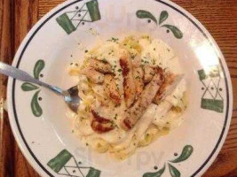 Olive Garden food