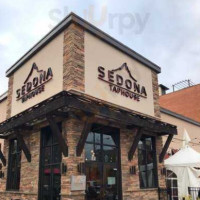 Sedona Taphouse outside