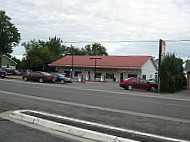 tammy's family restaurant outside