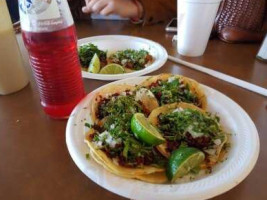 Tacos La Banqueta food