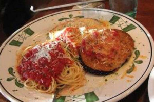 Olive Garden food