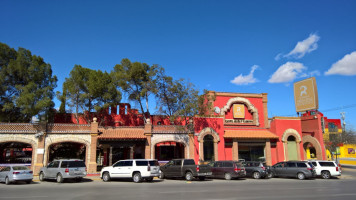 El Meson Principal outside