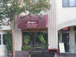 Georges Cucina Italiana outside