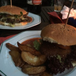 Substanz Biergarten Kneipe Cibo