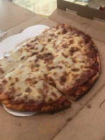 Lake Harriet Pizza food