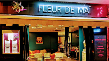 Fleur de Mai inside