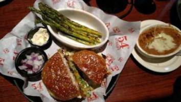 54th Street Drafthouse food