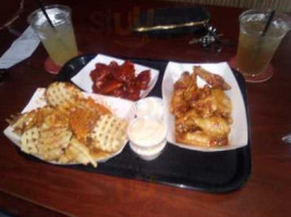 Crossroads Sports Bar Grill food