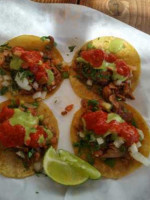 1810 Taqueria Y Borracheria food