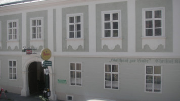 Gasthaus Zur Linde outside