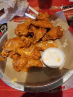 Hooters food