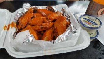 Wingo's food