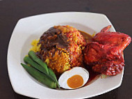 Restoran Nasi Kandar Melayu Sirih Pinang inside