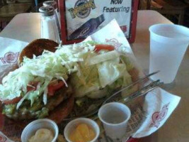 Fuddruckers food