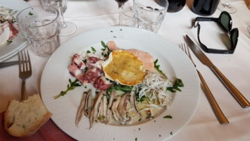 Trattoria Cicerenella food