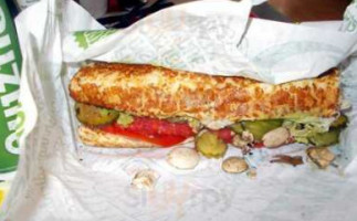 Quiznos Subs food