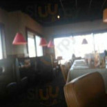 Ruby Tuesday Dentro