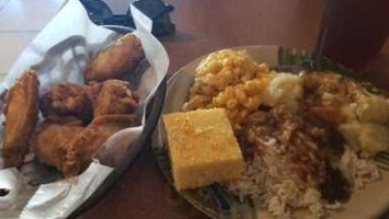 Mama's Soul Food food