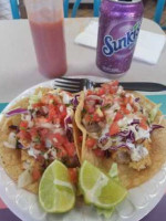 Los Garcias Taco Shop food