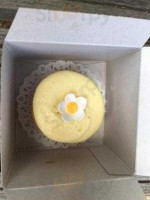 Sibby's Cupcakery food