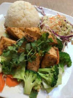 Naam Thai Cuisine food