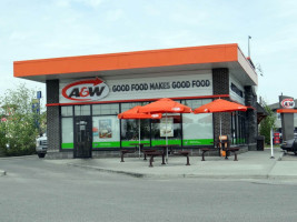 A&W outside