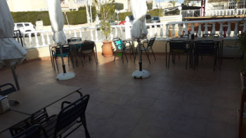 La Terrazza Y Pizzas inside