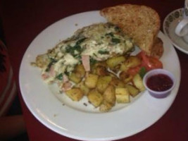 Mill Creek Cafe food