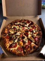 Domino's Pizza food