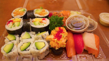 Sushi Comptoir food