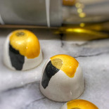Alexander's Artisan Chocolates Cibo