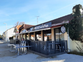 Le Bistrot De La Plage outside