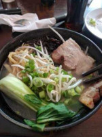 Nuna Ramen food