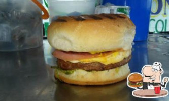 Hamburguesas El Capricho food