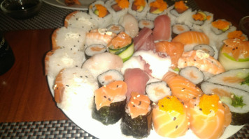 Shili Sushi food