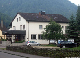 Landgasthof Ochsen outside