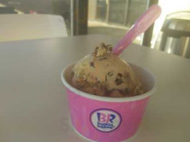 Baskin Robbins food