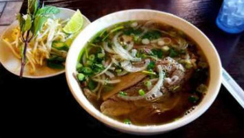 Pho Royal food