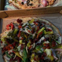 Pieology Pizzeria food