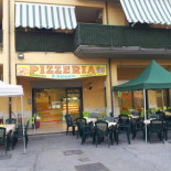 Pizzeria Rosticceria S. Antonio inside