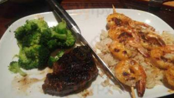 Longhorn Steakhouse food