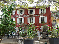 La Terrasse Provencale outside