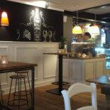 Moraba Waitzstraße Cibo